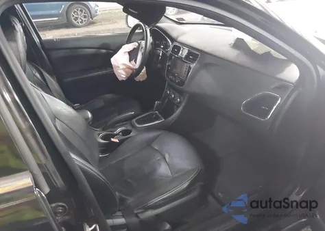 2013 Chrysler 200 Limited из США, поврежденный, VIN 1C3CCBCG3DN674231